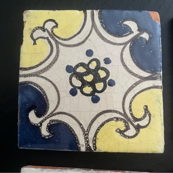 Mexican Hand Painted Terra-Cotta Talavera Vintage Tiles Set of 4 - Picture 6 of 15